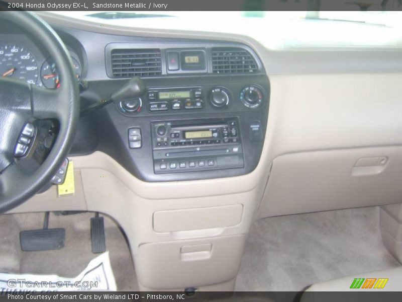 Sandstone Metallic / Ivory 2004 Honda Odyssey EX-L
