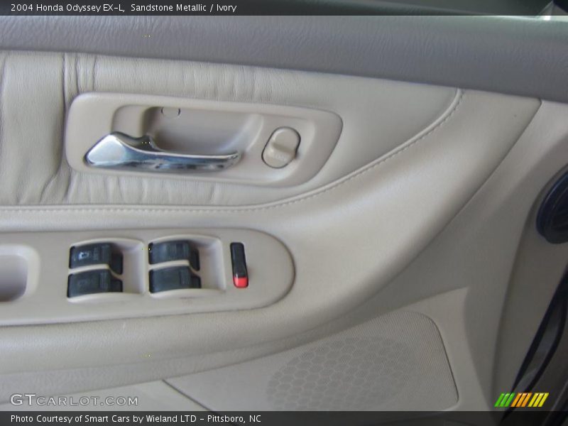Sandstone Metallic / Ivory 2004 Honda Odyssey EX-L