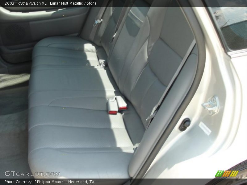Lunar Mist Metallic / Stone 2003 Toyota Avalon XL
