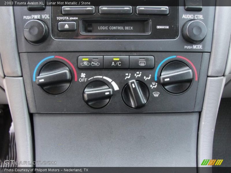 Lunar Mist Metallic / Stone 2003 Toyota Avalon XL