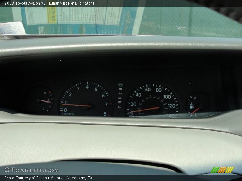 Lunar Mist Metallic / Stone 2003 Toyota Avalon XL