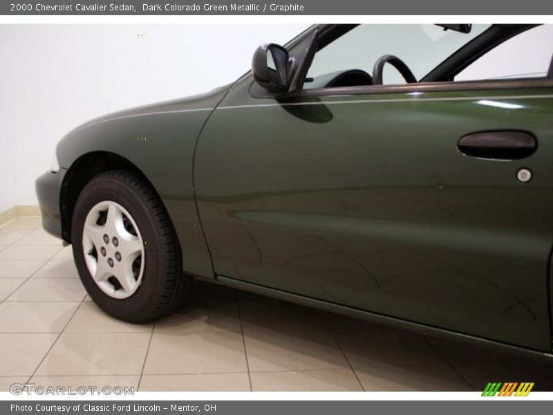 Dark Colorado Green Metallic / Graphite 2000 Chevrolet Cavalier Sedan