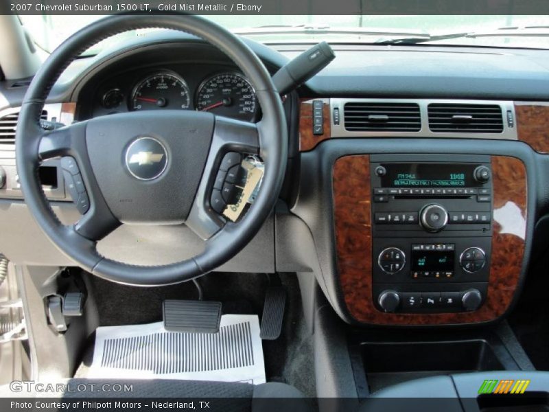 Gold Mist Metallic / Ebony 2007 Chevrolet Suburban 1500 LT