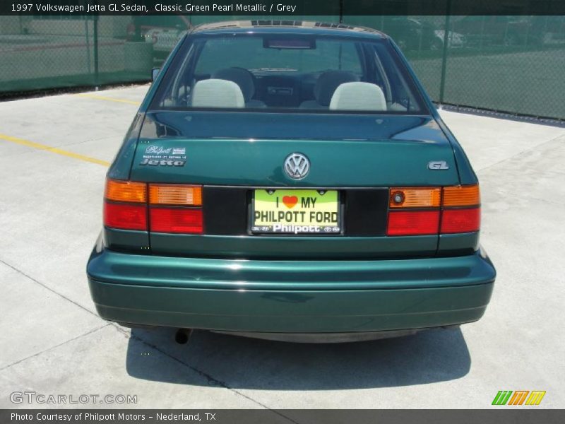Classic Green Pearl Metallic / Grey 1997 Volkswagen Jetta GL Sedan