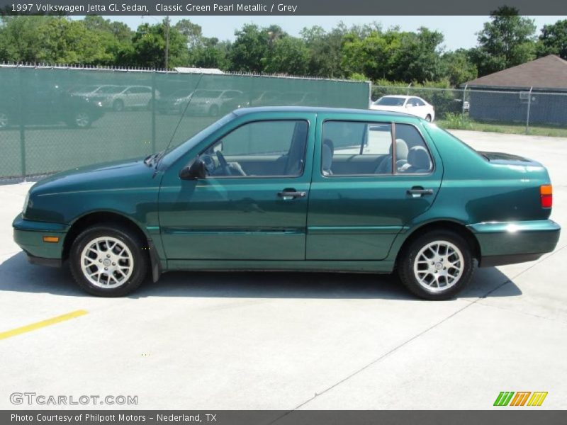 Classic Green Pearl Metallic / Grey 1997 Volkswagen Jetta GL Sedan