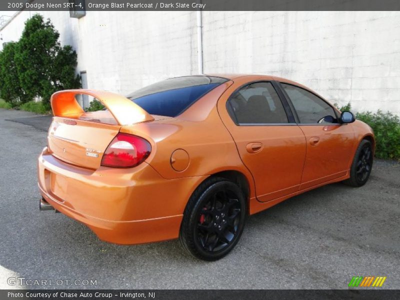 Orange Blast Pearlcoat / Dark Slate Gray 2005 Dodge Neon SRT-4