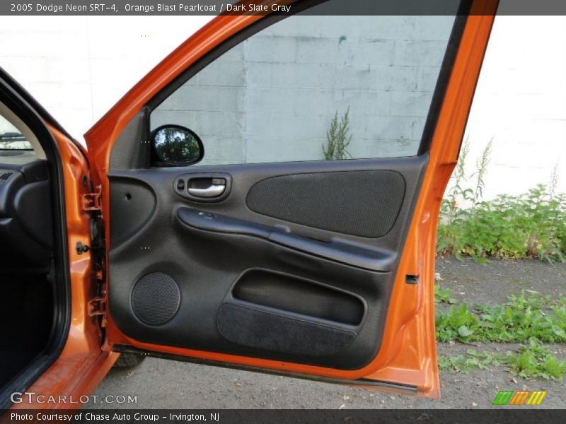Orange Blast Pearlcoat / Dark Slate Gray 2005 Dodge Neon SRT-4