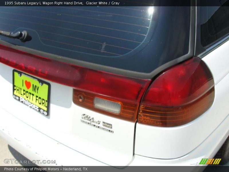 Glacier White / Gray 1995 Subaru Legacy L Wagon Right Hand Drive