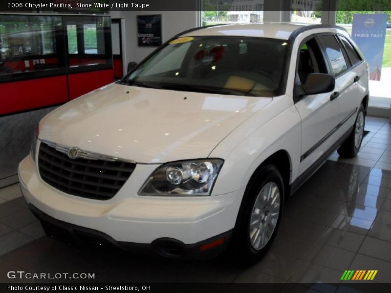 Stone White / Light Taupe 2006 Chrysler Pacifica