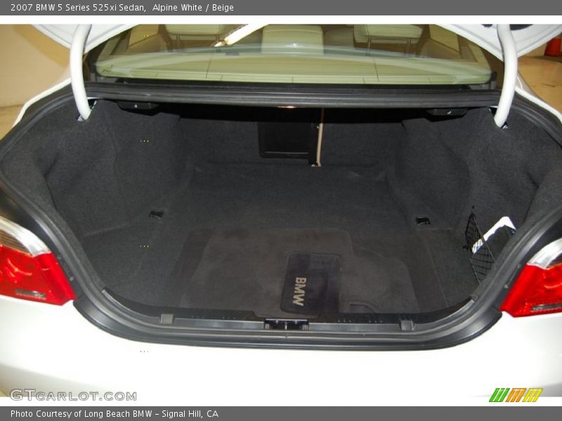 Alpine White / Beige 2007 BMW 5 Series 525xi Sedan