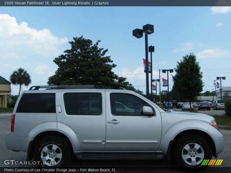 Silver Lightning Metallic / Graphite 2006 Nissan Pathfinder SE
