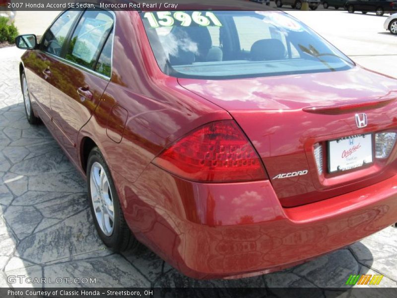 Moroccan Red Pearl / Gray 2007 Honda Accord SE Sedan
