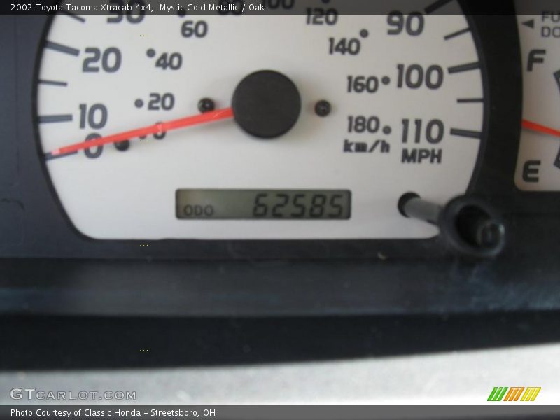 Mystic Gold Metallic / Oak 2002 Toyota Tacoma Xtracab 4x4