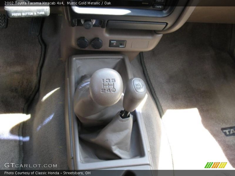 Mystic Gold Metallic / Oak 2002 Toyota Tacoma Xtracab 4x4