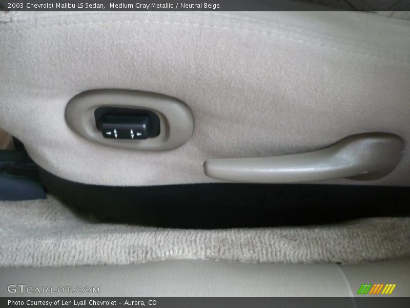 Medium Gray Metallic / Neutral Beige 2003 Chevrolet Malibu LS Sedan
