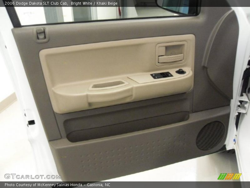 Bright White / Khaki Beige 2006 Dodge Dakota SLT Club Cab