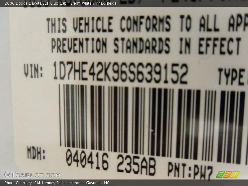 Bright White / Khaki Beige 2006 Dodge Dakota SLT Club Cab