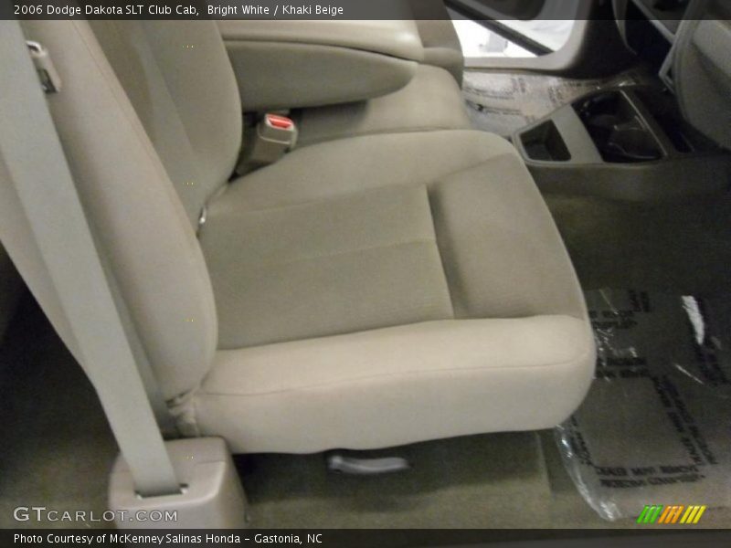 Bright White / Khaki Beige 2006 Dodge Dakota SLT Club Cab