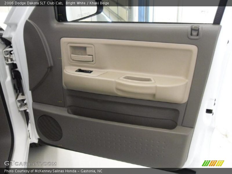 Bright White / Khaki Beige 2006 Dodge Dakota SLT Club Cab