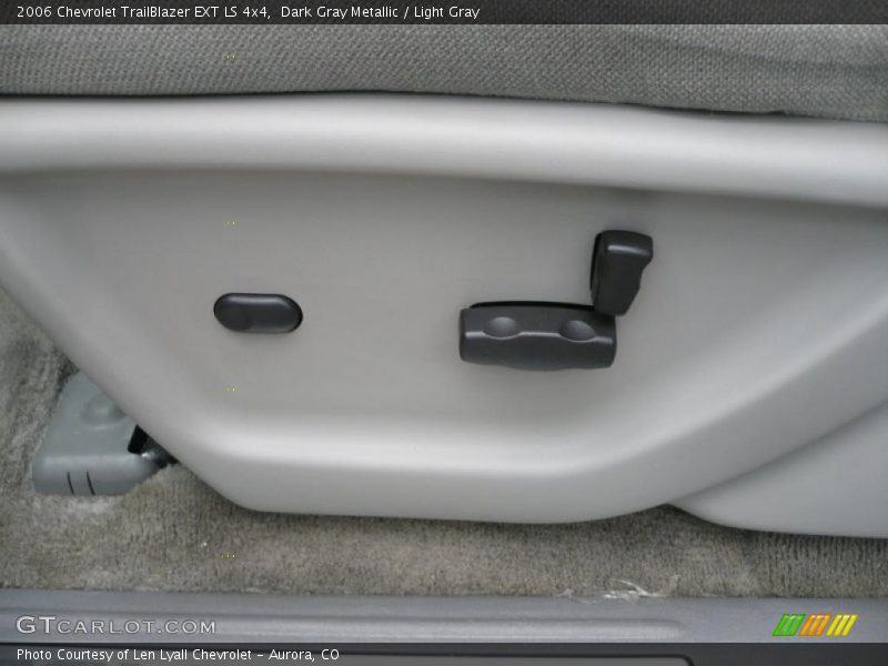 Dark Gray Metallic / Light Gray 2006 Chevrolet TrailBlazer EXT LS 4x4