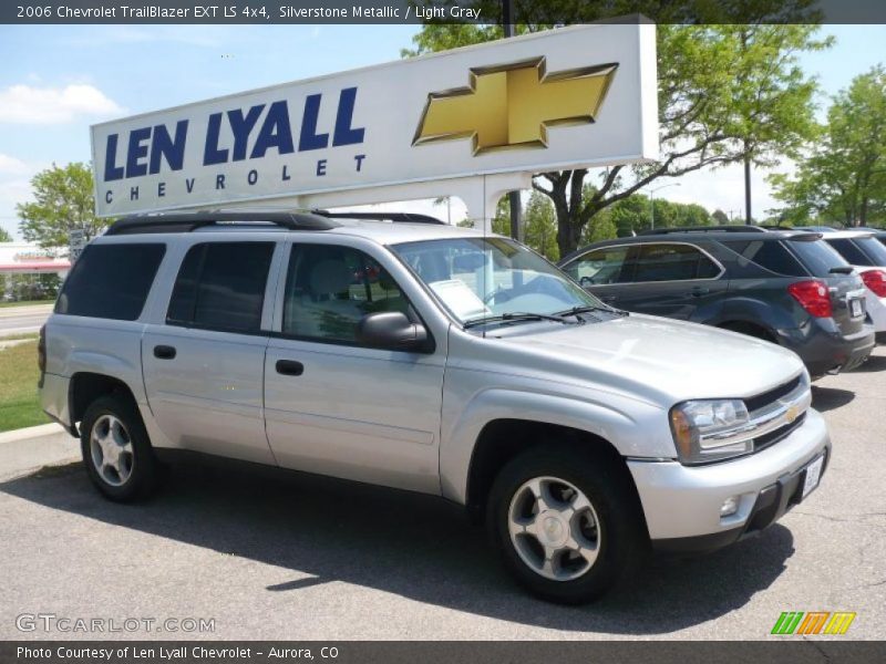 Silverstone Metallic / Light Gray 2006 Chevrolet TrailBlazer EXT LS 4x4