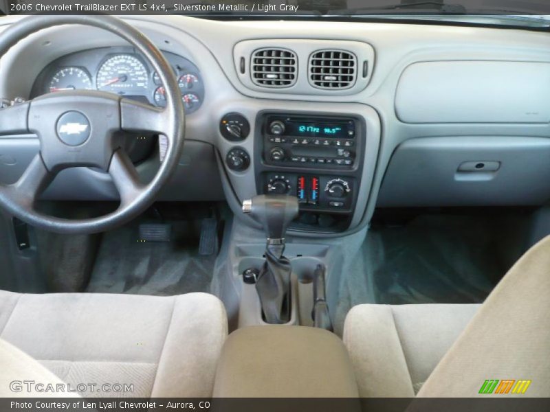 Silverstone Metallic / Light Gray 2006 Chevrolet TrailBlazer EXT LS 4x4