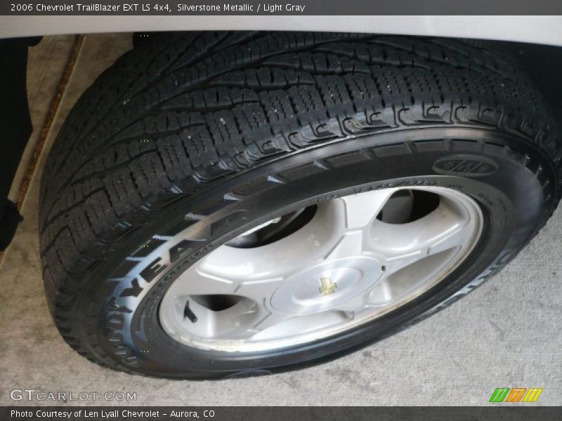 Silverstone Metallic / Light Gray 2006 Chevrolet TrailBlazer EXT LS 4x4