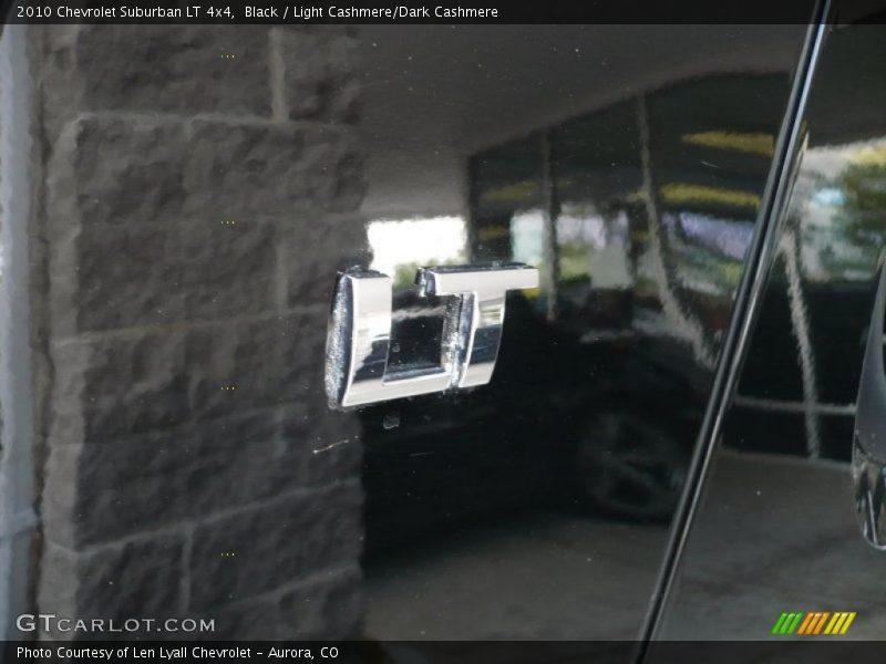 Black / Light Cashmere/Dark Cashmere 2010 Chevrolet Suburban LT 4x4