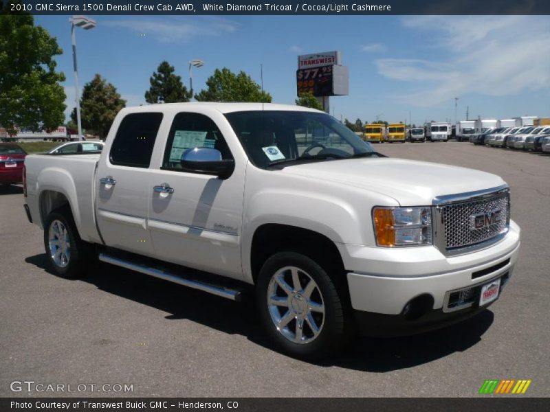 White Diamond Tricoat / Cocoa/Light Cashmere 2010 GMC Sierra 1500 Denali Crew Cab AWD