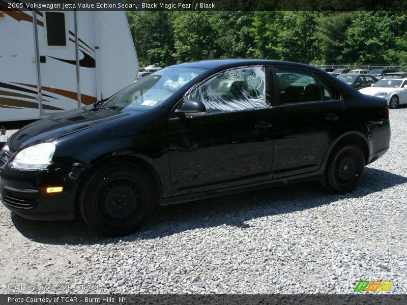 Black Magic Pearl / Black 2005 Volkswagen Jetta Value Edition Sedan
