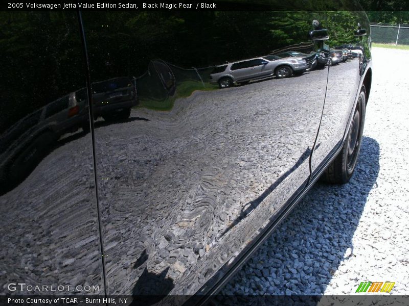 Black Magic Pearl / Black 2005 Volkswagen Jetta Value Edition Sedan