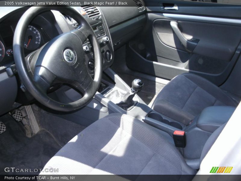 Black Magic Pearl / Black 2005 Volkswagen Jetta Value Edition Sedan