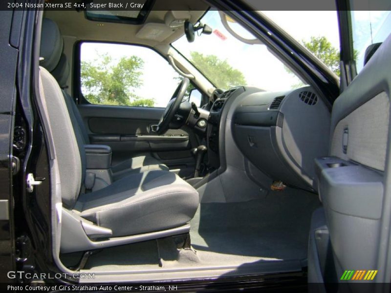 Super Black / Gray 2004 Nissan Xterra SE 4x4