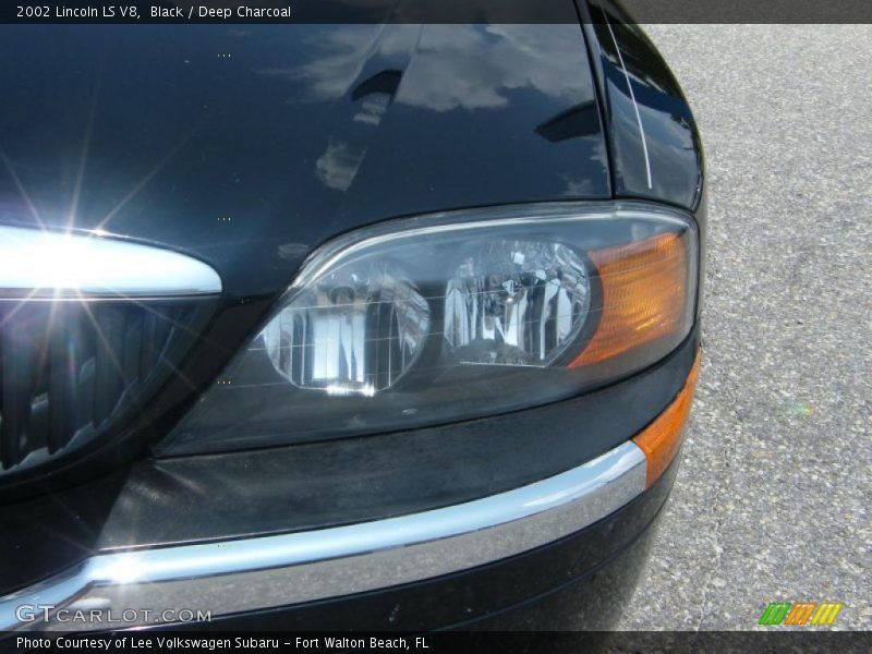 Black / Deep Charcoal 2002 Lincoln LS V8