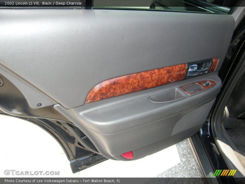 Black / Deep Charcoal 2002 Lincoln LS V8