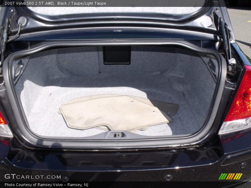 Black / Taupe/Light Taupe 2007 Volvo S60 2.5T AWD