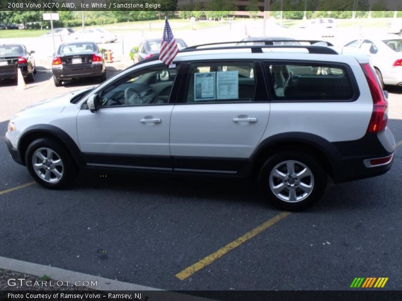 Ice White / Sandstone Beige 2008 Volvo XC70 AWD