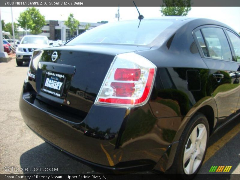 Super Black / Beige 2008 Nissan Sentra 2.0
