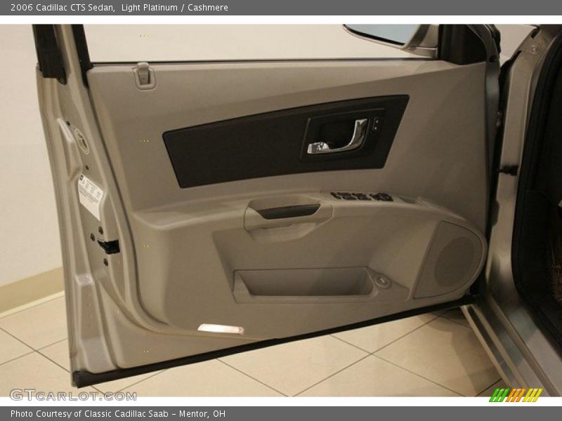 Light Platinum / Cashmere 2006 Cadillac CTS Sedan