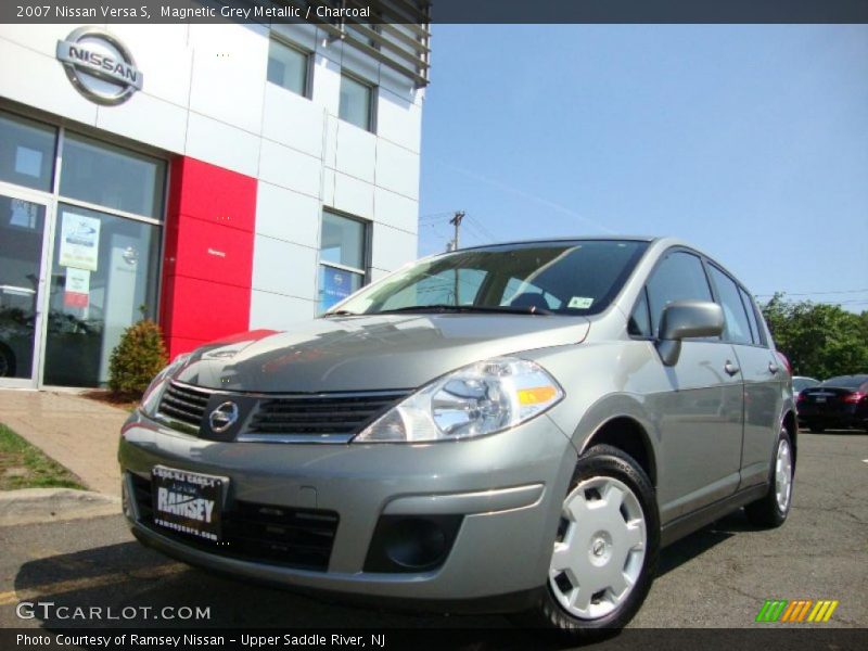 Magnetic Grey Metallic / Charcoal 2007 Nissan Versa S