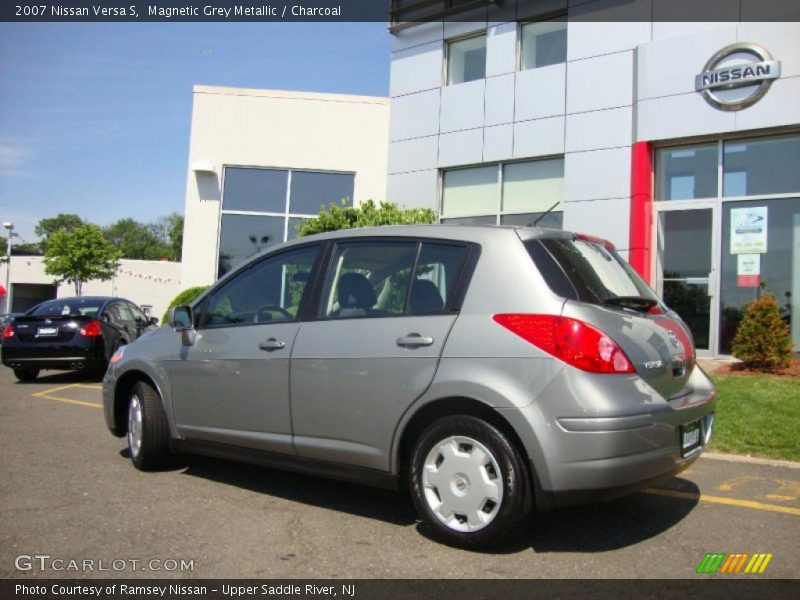 Magnetic Grey Metallic / Charcoal 2007 Nissan Versa S
