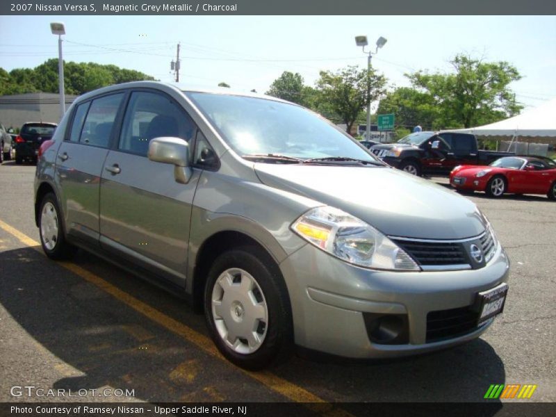 Magnetic Grey Metallic / Charcoal 2007 Nissan Versa S