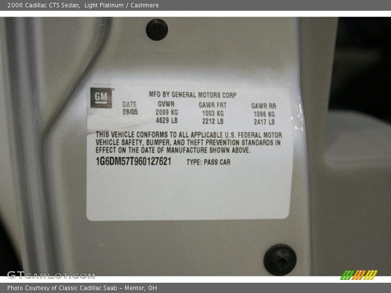 Light Platinum / Cashmere 2006 Cadillac CTS Sedan