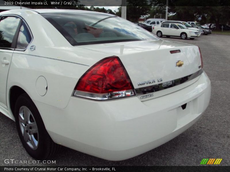 White / Gray 2009 Chevrolet Impala LS