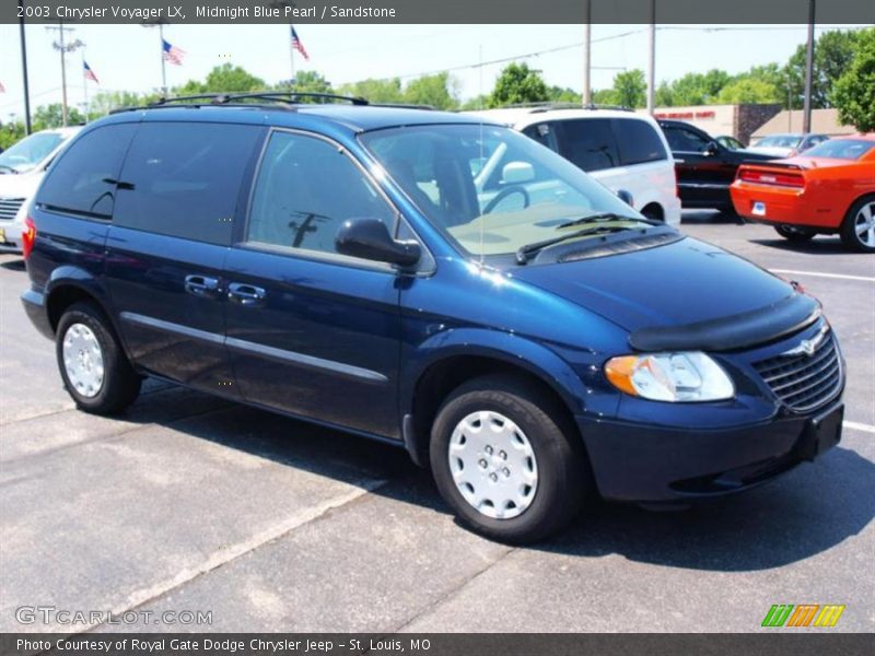 Midnight Blue Pearl / Sandstone 2003 Chrysler Voyager LX