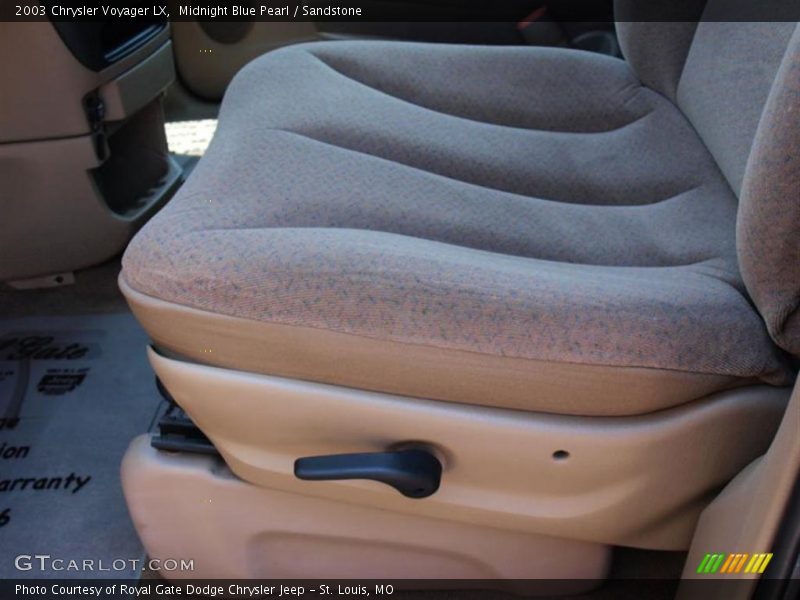 Midnight Blue Pearl / Sandstone 2003 Chrysler Voyager LX