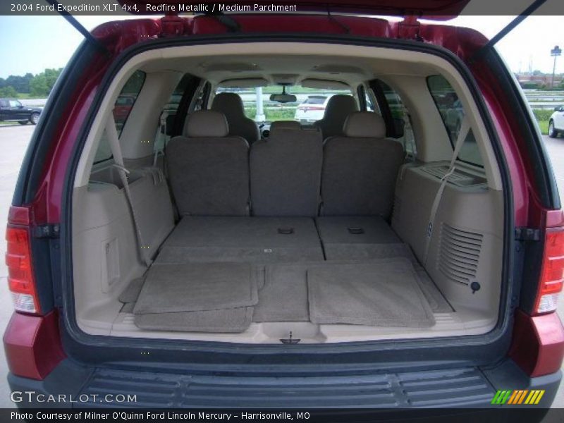 Redfire Metallic / Medium Parchment 2004 Ford Expedition XLT 4x4