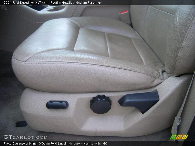 Redfire Metallic / Medium Parchment 2004 Ford Expedition XLT 4x4