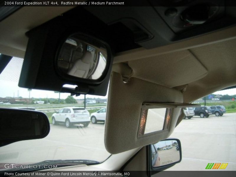 Redfire Metallic / Medium Parchment 2004 Ford Expedition XLT 4x4