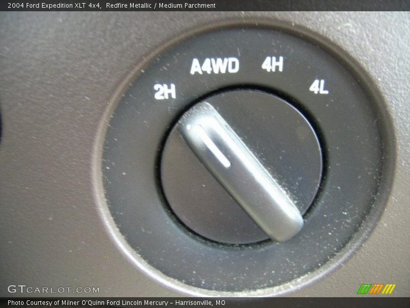 Redfire Metallic / Medium Parchment 2004 Ford Expedition XLT 4x4